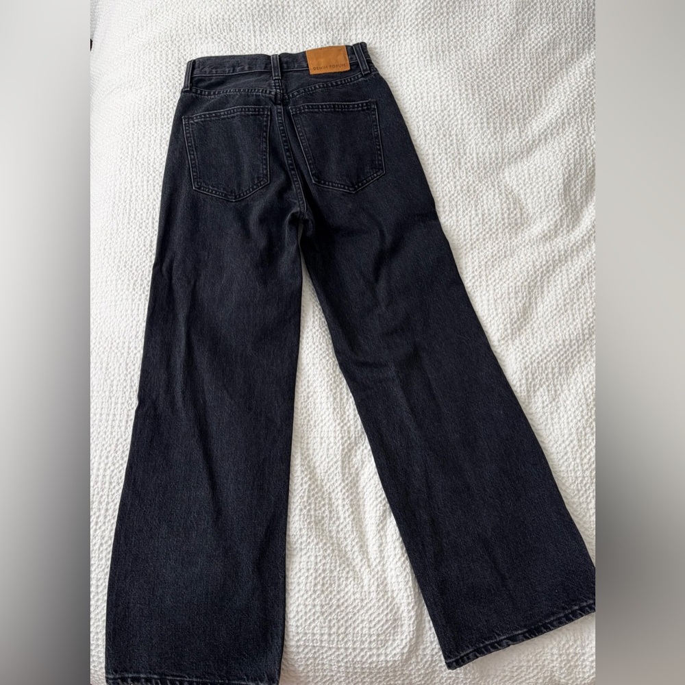 Aritzia Denim Forum The Farrah Hi-Rise Wide Leg Black Jeans - Picture 2 of 4
